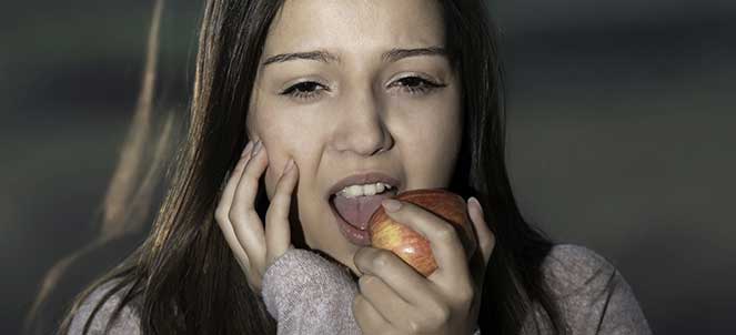 Como acabar com a sensibilidade dos dentes