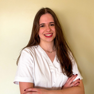 Dr.ª Lara Gomes