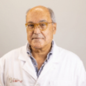 Dr. Carlos Cruz