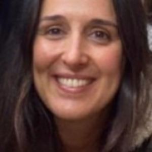 Dr.ª Carolina Santos